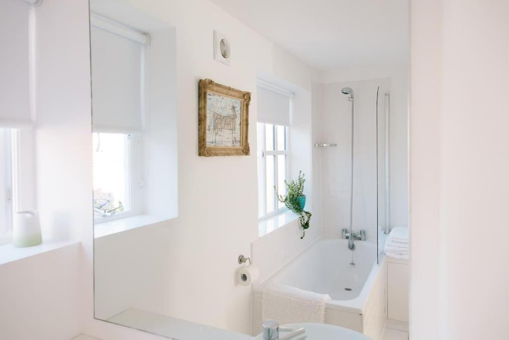 Вилла Cute 1 Bed Townhouse In Jericho Оксфорд Экстерьер фото